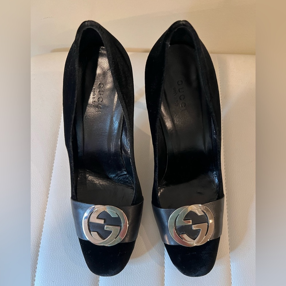 GUCCI Black Velvet Pumps with Large GG Emblem - Size 7 1/2